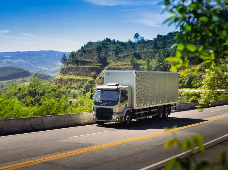 Caminhão Volvo VM 20 anos de história