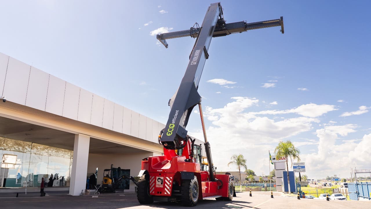 Kalmar Ecoreachstacker_01