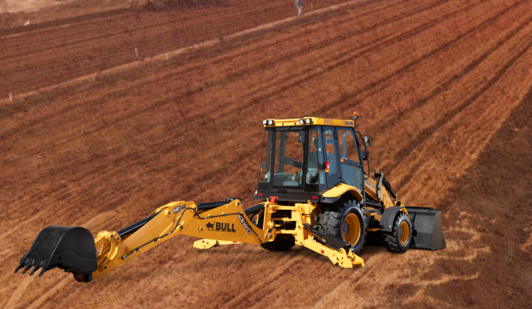 Tracbel Retroescavadeira para Terraplanagem