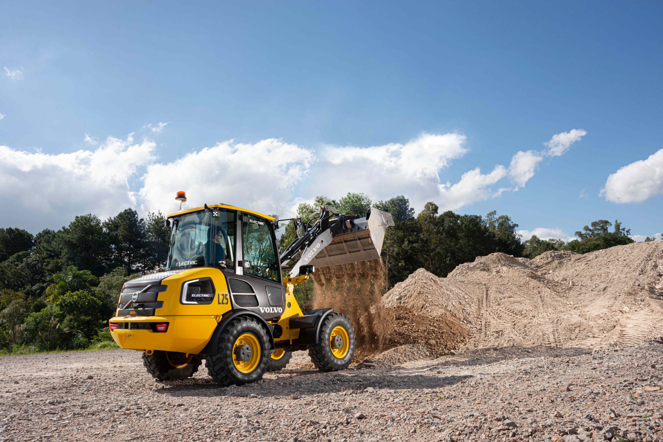 Carregadeira compacta Volvo L25 Electric
