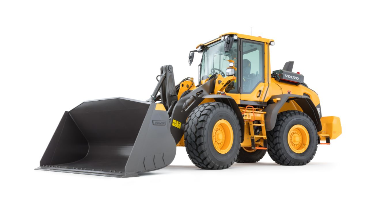 Carregadeira Volvo L60H Com mais máquinas amarelas no Agro, Tracbel leva também seus caminhões para a Agrobalsas