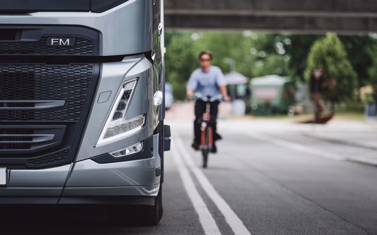 tecnologia Volvo apoia o motorista na condução urbana